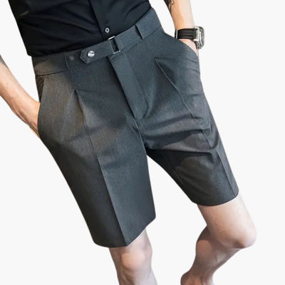 Herren Sommer Shorts mit Bundfalten und Gürtelschlaufen