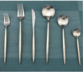 Mattes Silber