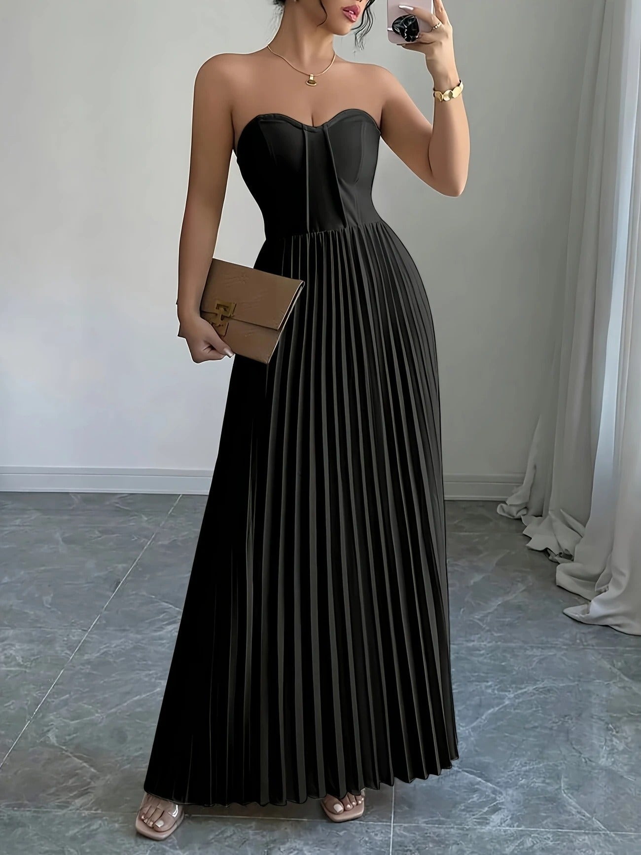 Bérénice | Trägerloses Maxikleid mit Korsagen-Oberteil und Plissee-Rock